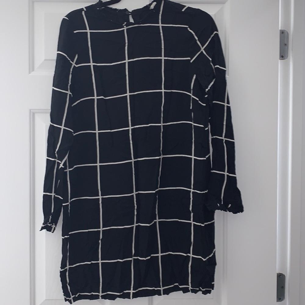 Black & white dress